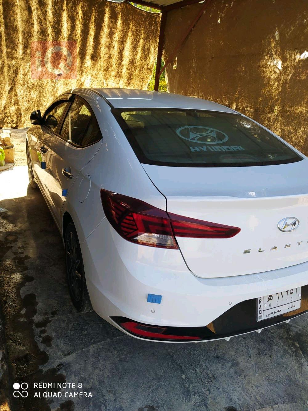 هیوندای ئەلەنترا